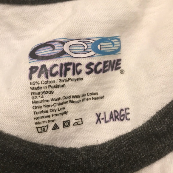 Men’s Muscle Tank - Picture 2 of 4